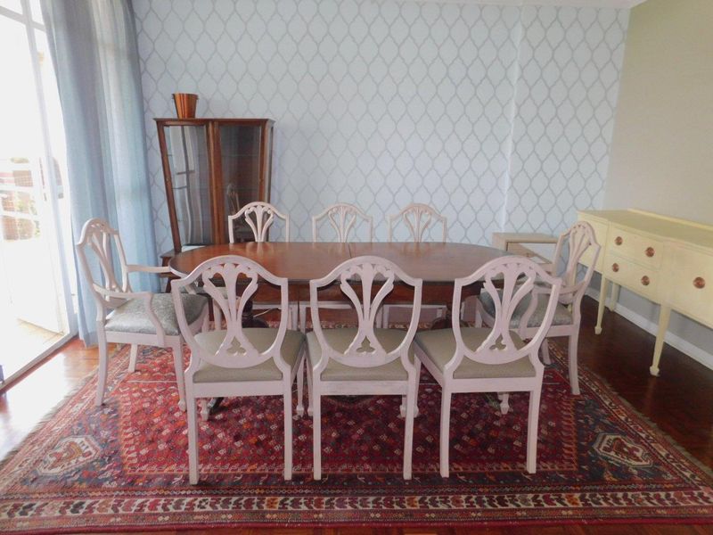 Four bedroom apartment in Illovo - Photo 3