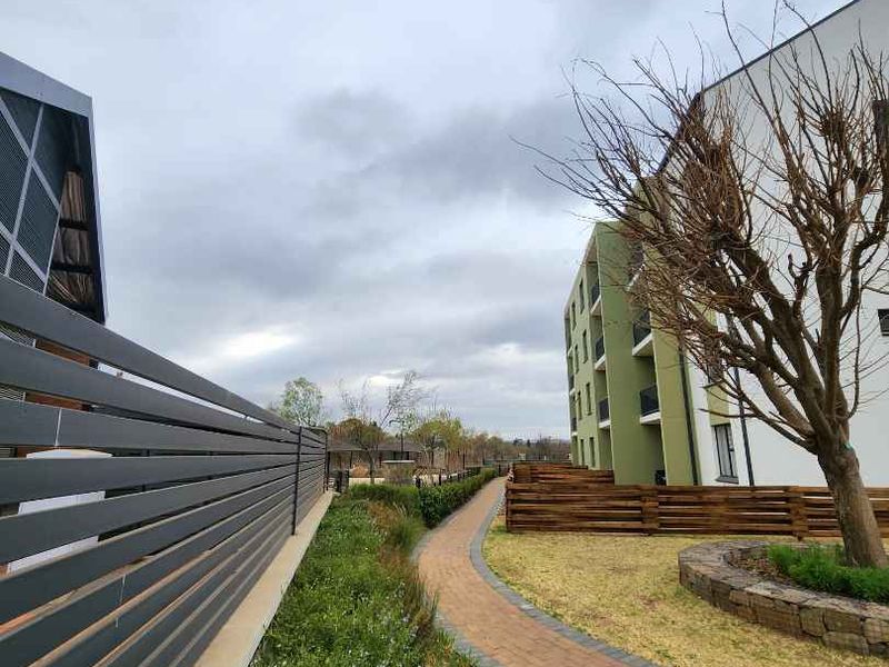 Modern Living at it's Best- 2-Bedroom Simplex in Greencreek Lifestyle Estate- R9 750PM - Photo 3