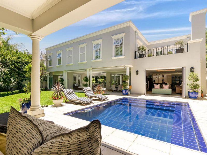 LUXURIOUS 4 BEDROOM FAMILY HOME FOR SALE IN BRYANSTON - Photo 4