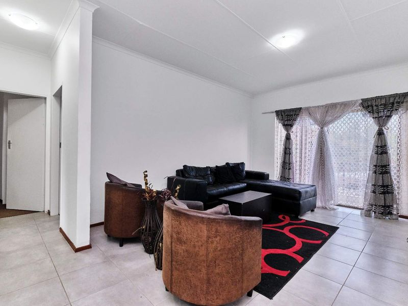 Calling All Investors and First Time Home Owners! - Photo 2