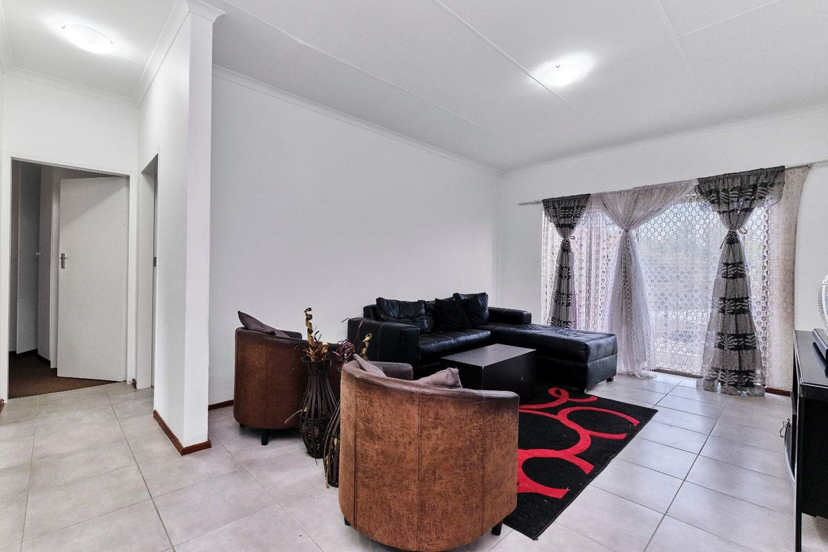 Calling All Investors and First Time Home Owners! - Photo 2