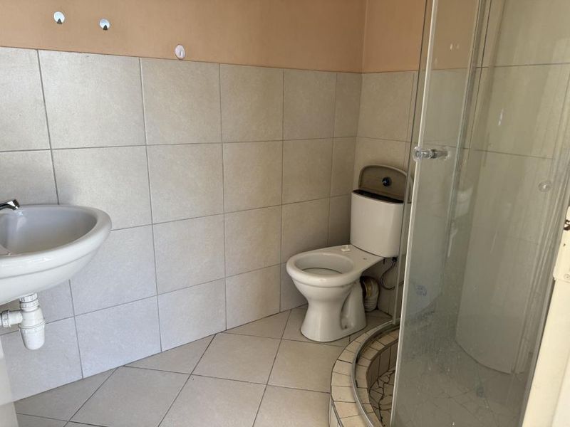 Double-Storey Townhouse [Mervin Court] Okahandja For Sale! - Photo 5