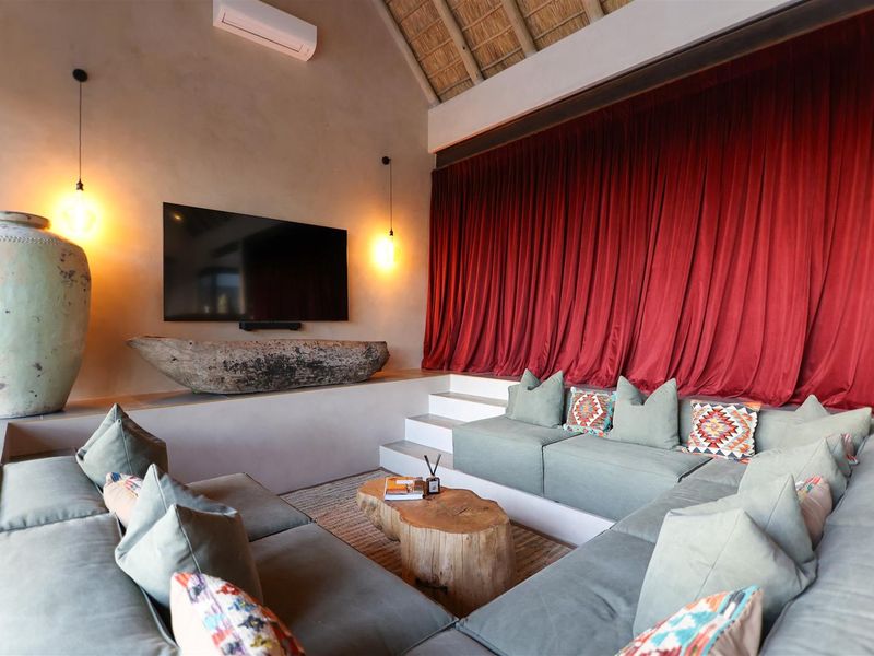 Bush Villa to rent in Zandspruit Bush & Aero Estate, Hoedspruit - Photo 9