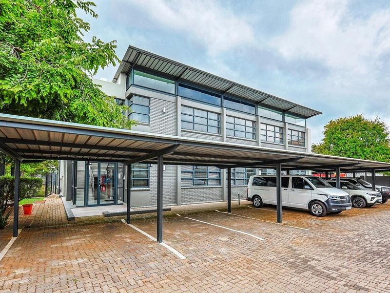 Upgrade Your HQ: Prime 230m2 
Fitted Modern Office Suite - Photo 5