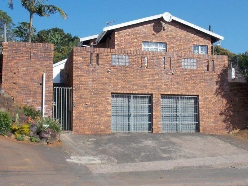 Your New Chill Pad Awaits in Prime Shallcross! - Photo 2