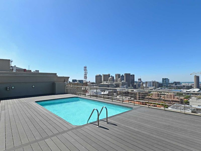Studio Apartment in the Heart of Cape Town CBD - Photo 2