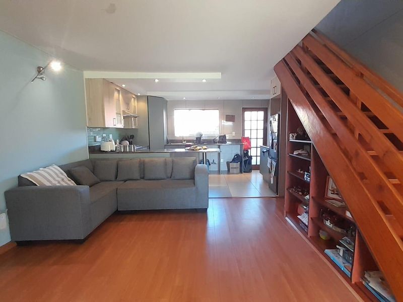Double Story Cluster Home in Security Estate - Photo 10