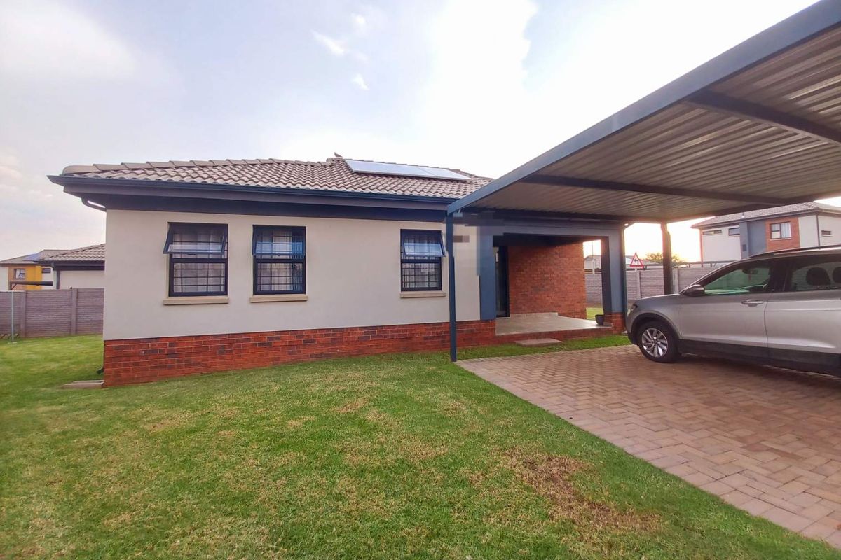 Three bedrooms house for sale in Lotus Gardens Capital View Estate - Photo 2