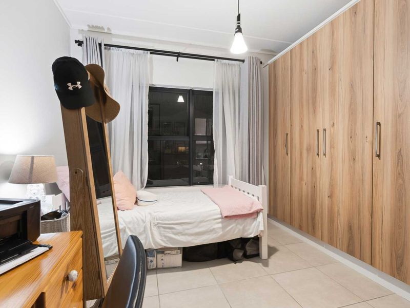 Live in Style: Gym, Spa, Restaurant, and More at Fynbos! - Photo 7