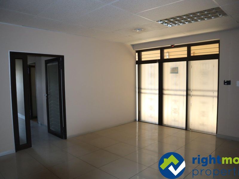 Office for sale - Photo 10