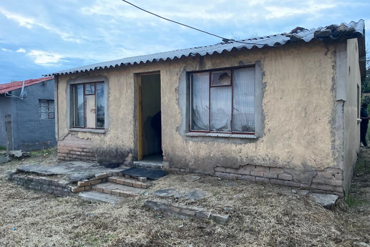 Property for Sale – Osizweni A, Newcastle, KZN - Photo 2