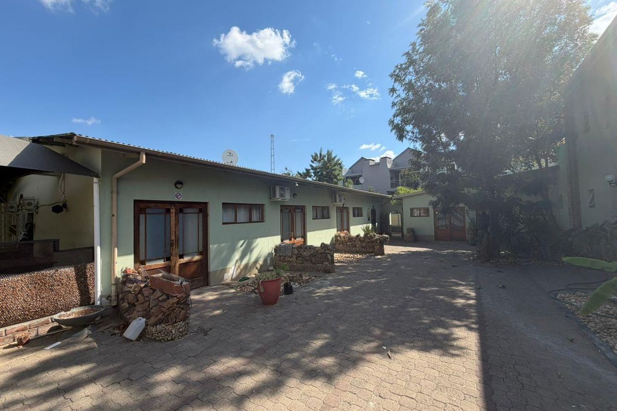 🏢 PRIME HOSPITALITY INVESTMENT – WINDHOEK CBD SOUTH ✨ - Photo 3