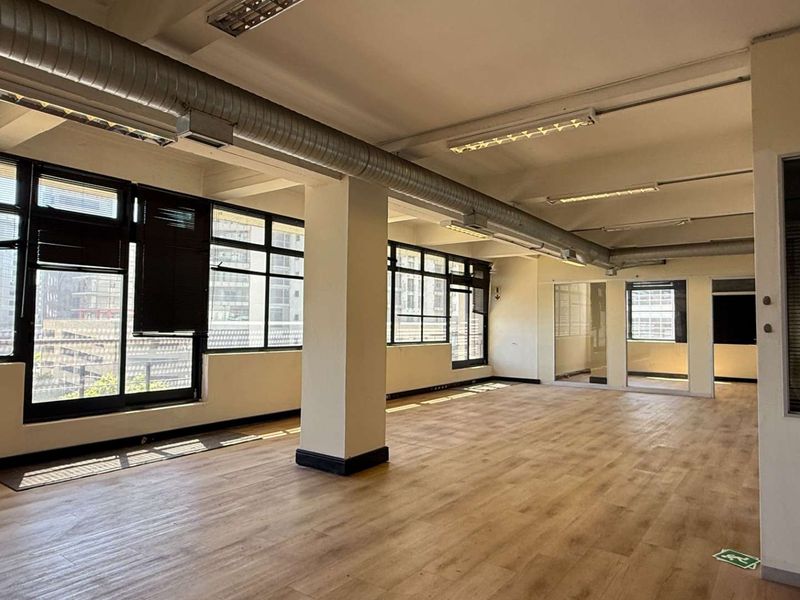 212m2 4th floor office to let in Loop Street - Photo 6