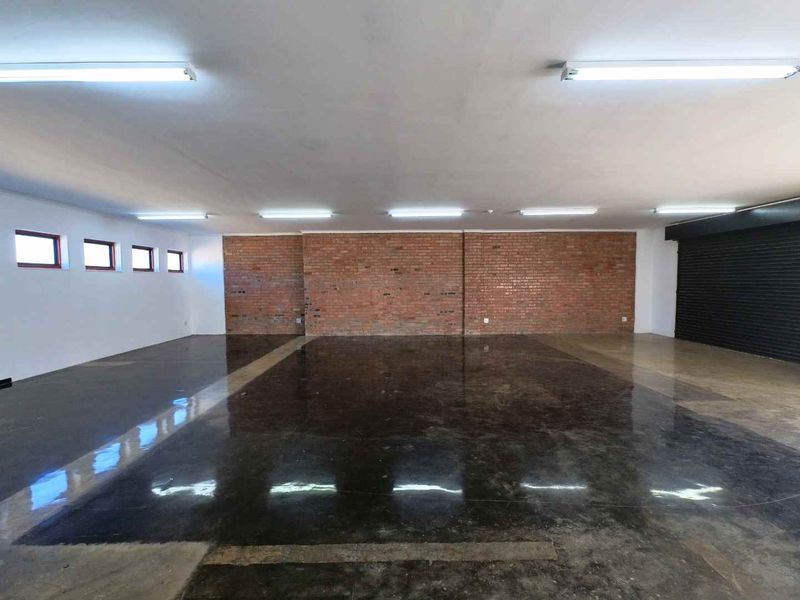 153sqm Warehouse space to let - Montague Gardens - Photo 6
