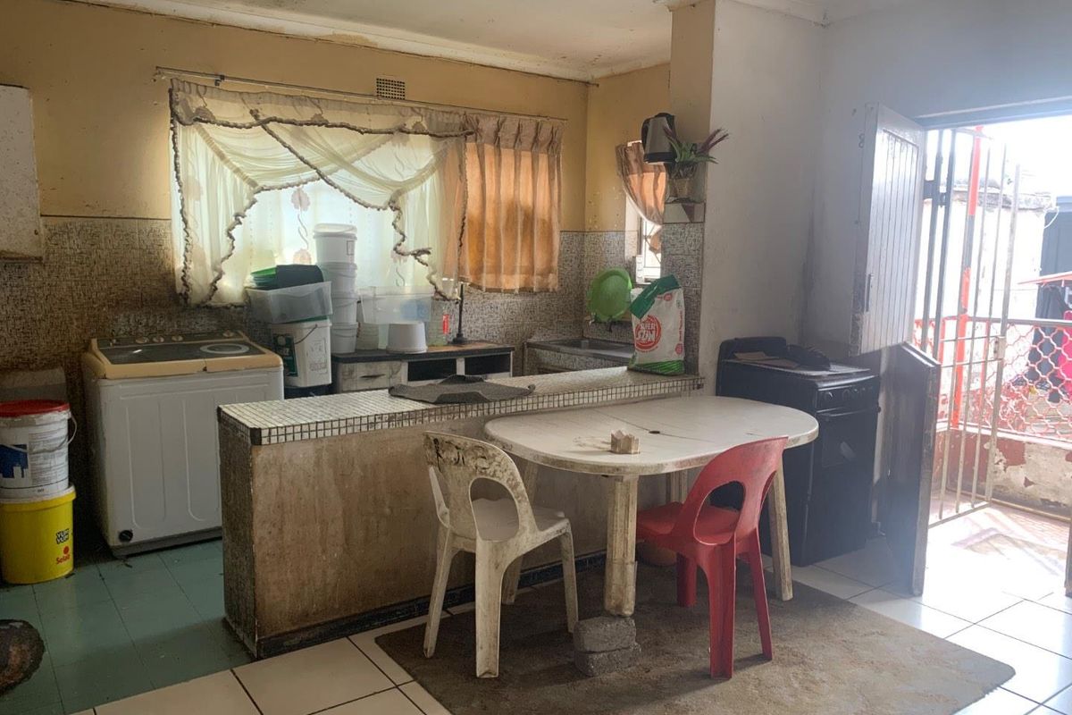 3 bedroom house for sale fully tenanted - Photo 5