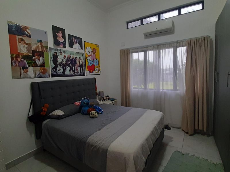 Beautiful Home For Sale in Palm Lakes Estate - Photo 7