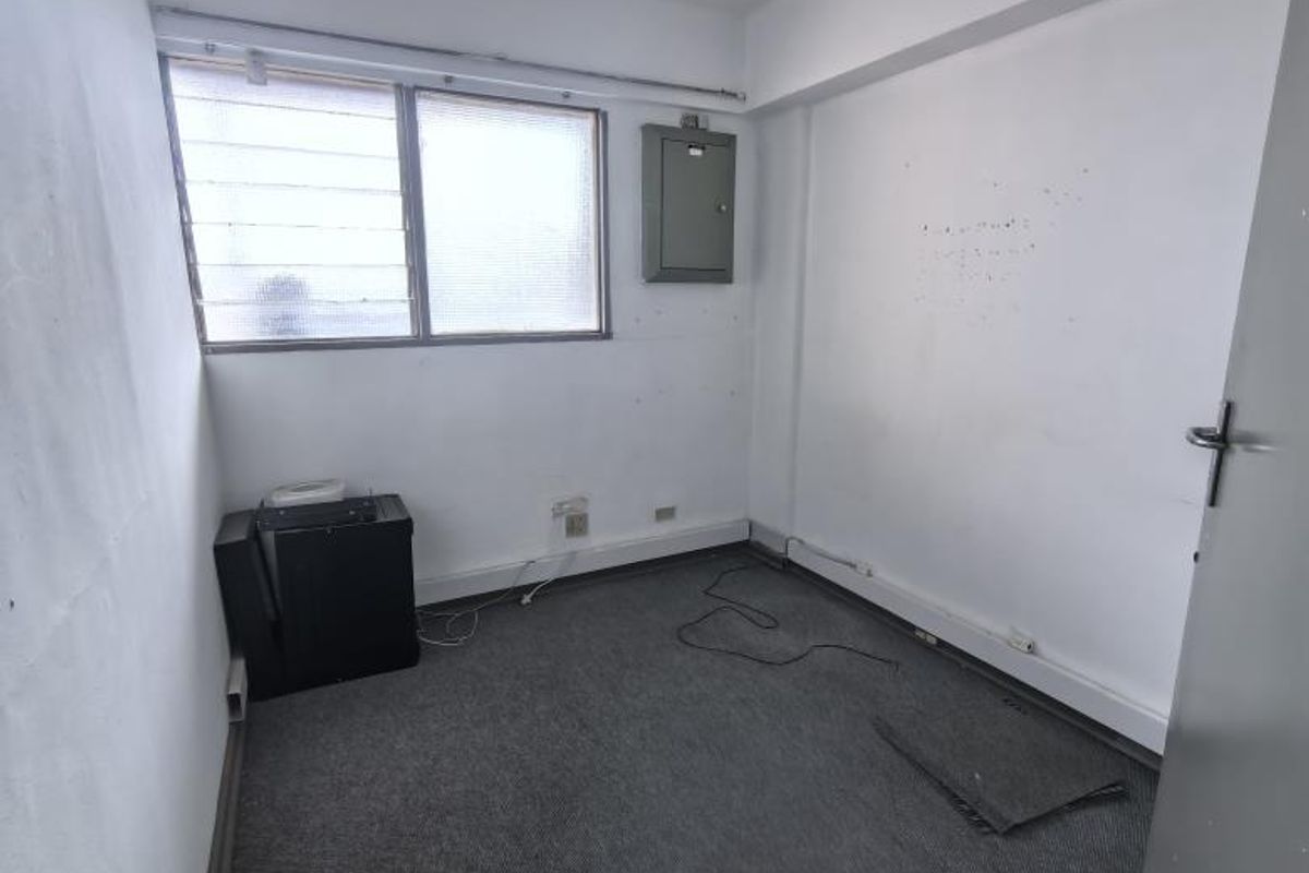 80m2 offices available to rent - Photo 4