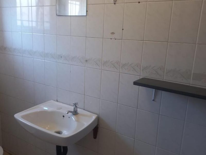 Versatile Commercial Space in Richards Bay Central for Lease - Photo 9