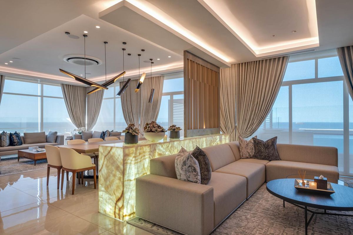 4 BEDROOM | 4.5 BATHROOM PENTHOUSE - Photo 5