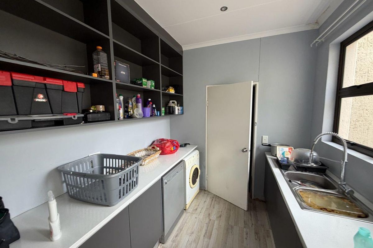 FAMILY HOME FOR SALE - Photo 4