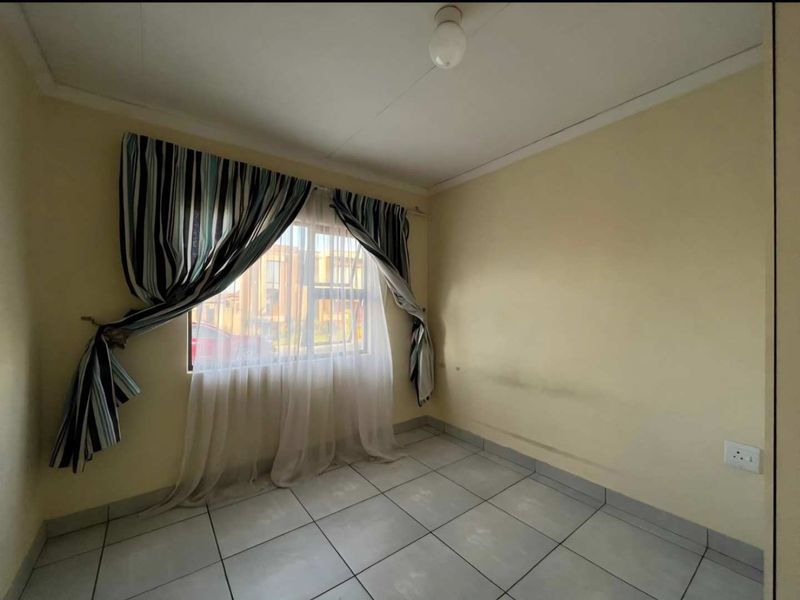 3 Bedroom House For Sale in Vanderbijlpark CE4 - Photo 8
