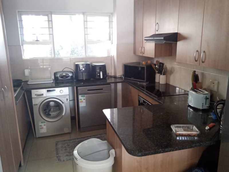GREAT OPPORTUNITY FOR INVESTOR OR BEGINNER - Photo 4