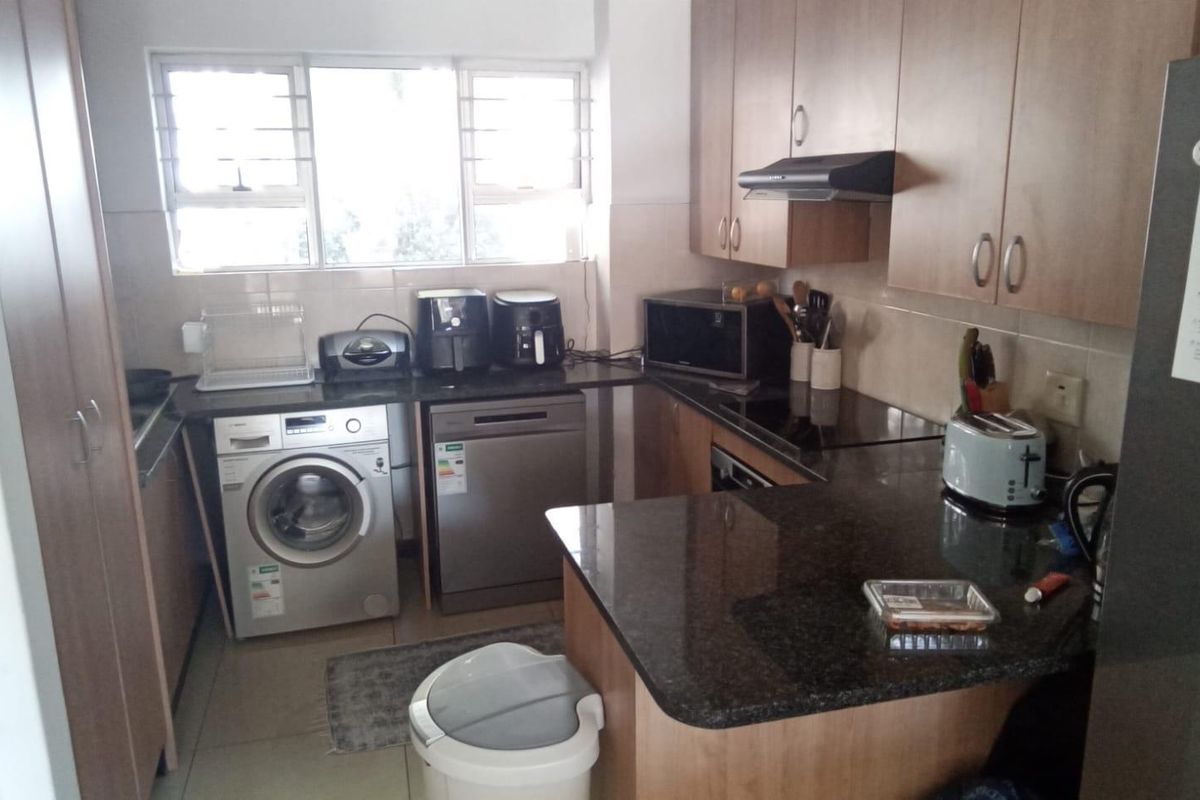 GREAT OPPORTUNITY FOR INVESTOR OR BEGINNER - Photo 4