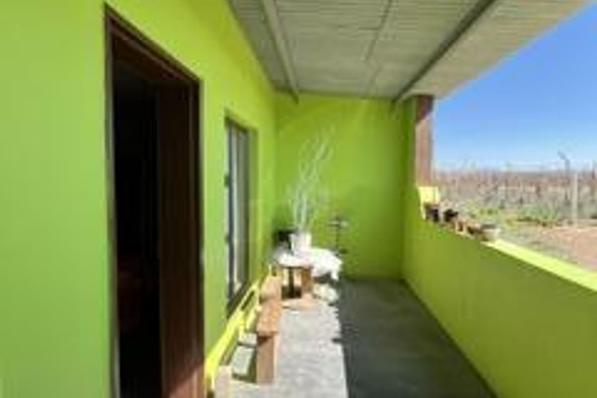 Two bedroom plot, 1,6 hectare with borehole - Photo 2