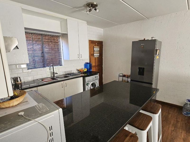 2 Bedrooms available to rent in Terenure - Photo 6