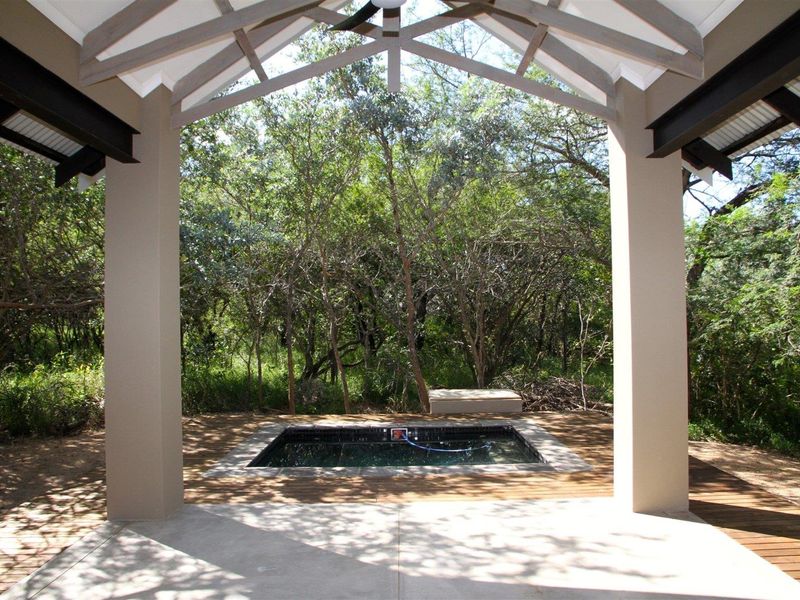 Make a move to the Lowveld bush. - Photo 3