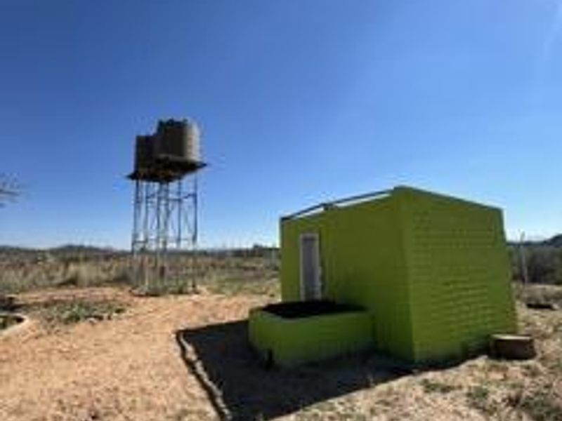 Two bedroom plot, 1,6 hectare with borehole - Photo 5