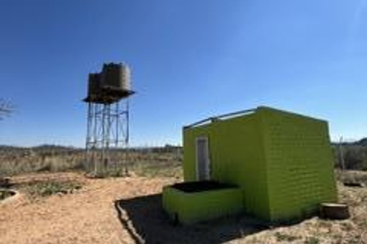 Two bedroom plot, 1,6 hectare with borehole - Photo 5