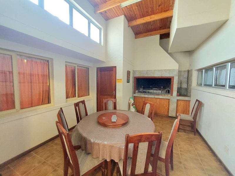 10 Bedroom Beachfront Home Fully Furnished - Photo 6