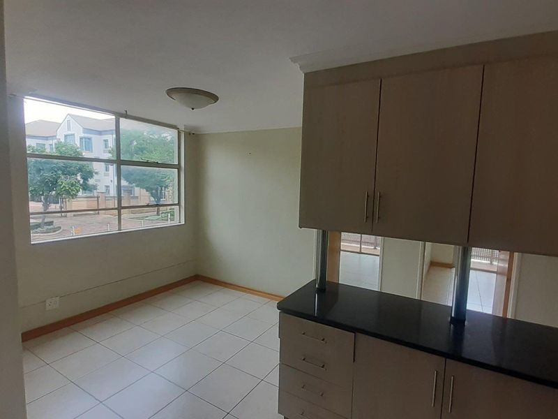 2 Bedroom to rent in Hatfield - Photo 6