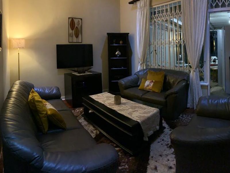 Fully furnished 1 Bedroom Cottage To  Let - Close to Melrose Arch - Photo 7