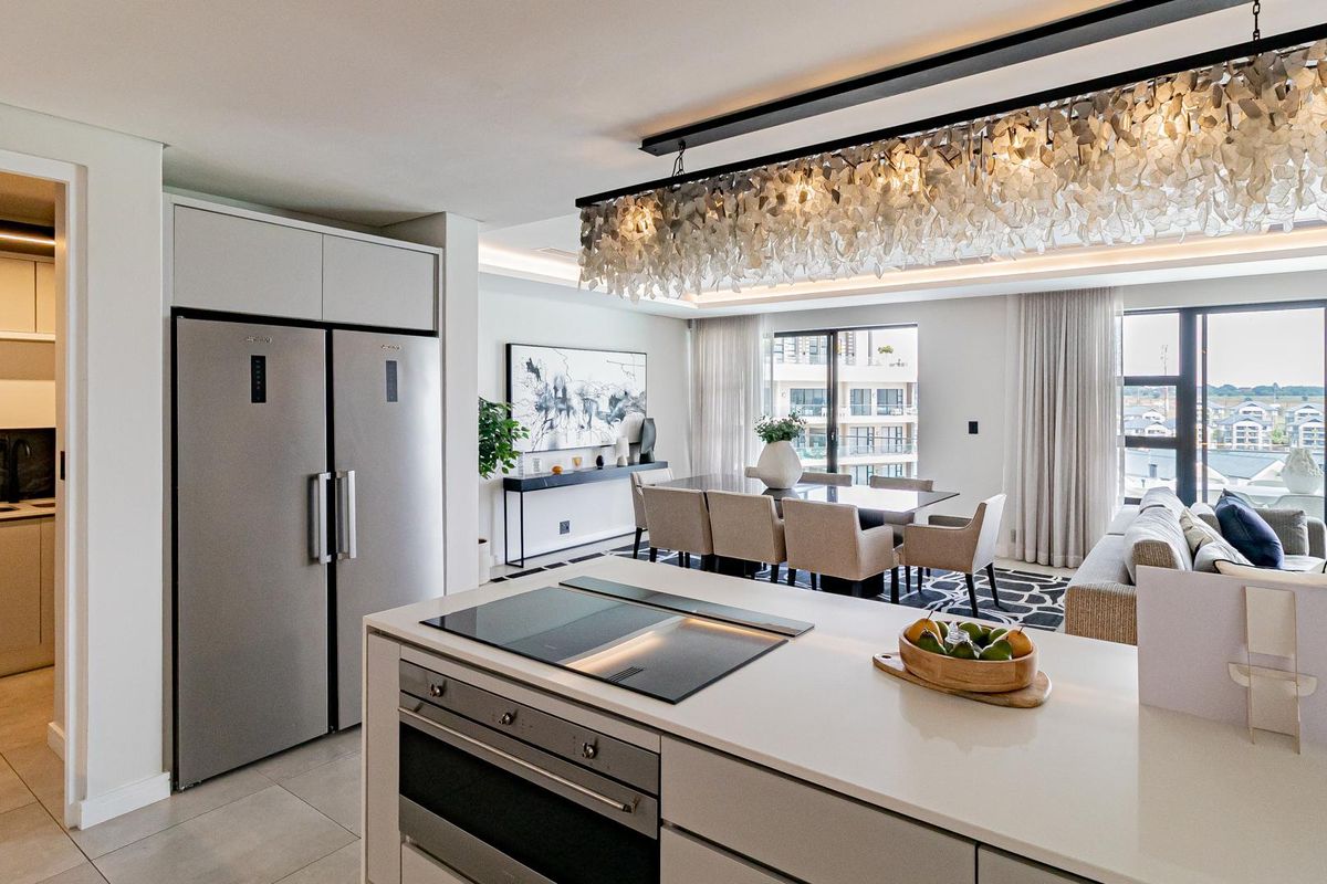 3 Bedroom Apartment for Sale in Waterfall - Photo 5