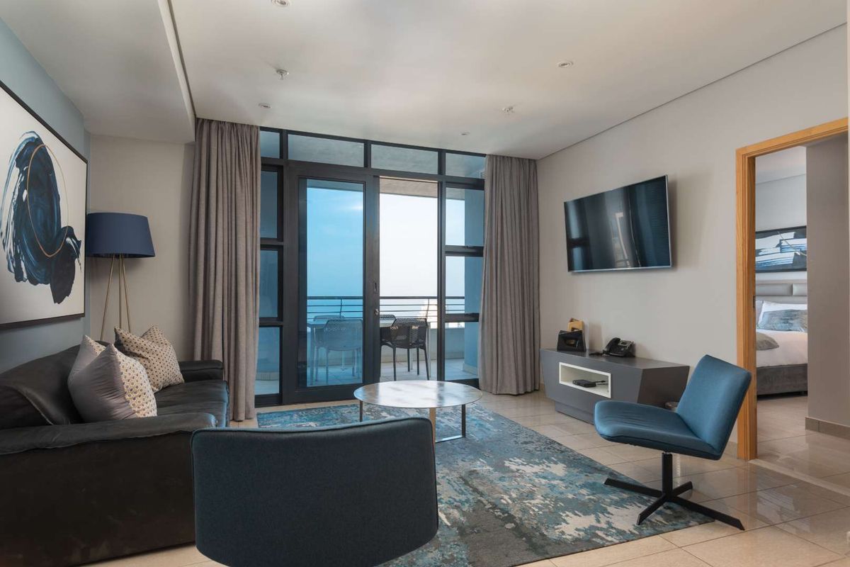 2 BEDROOM / 2 BATHROOM APARTMENT FOR SALE - Photo 2