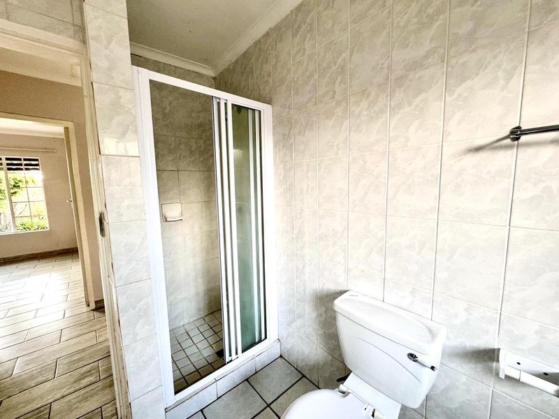 2 Bedroom Townhouse With A Private Garden - Photo 10
