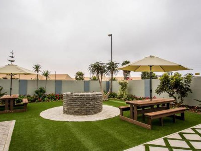 FOR SALE - 🏠 GUESTHOUSE IN VINETA, SWAKOPMUND – PRIME COASTAL OPPORTUNITY! - Photo 1