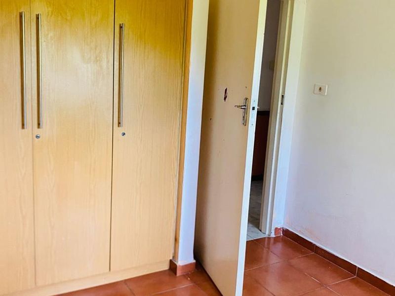 "Discover Your Dream Home in Berea West, Westville!" 2. "Luxurious Family Living Awaits in Westville!" 3. "Berea West Beauty: Spacious Family Home for Sale!" - Photo 9