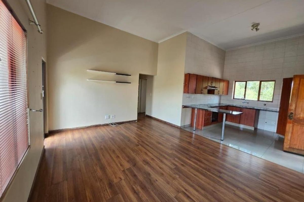 Modern Townhouse Bliss in Winchester Hills! - Photo 3