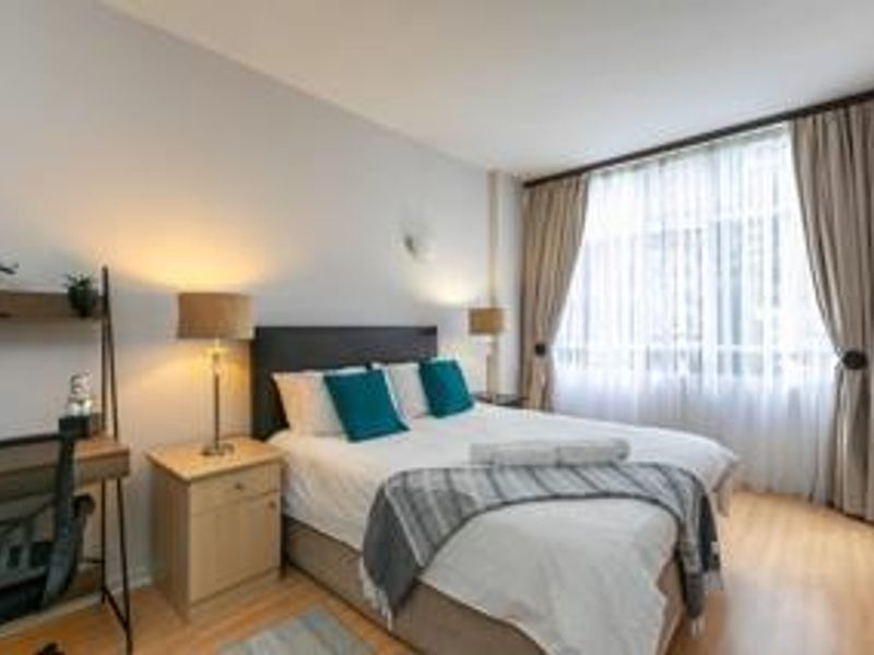FURNISHED BACHELOR APARTMENT - Photo 6