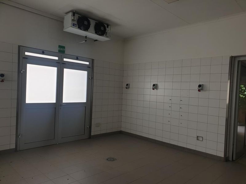 PRIME PROPERTY FOR SALE - LAFRENZ - Photo 8