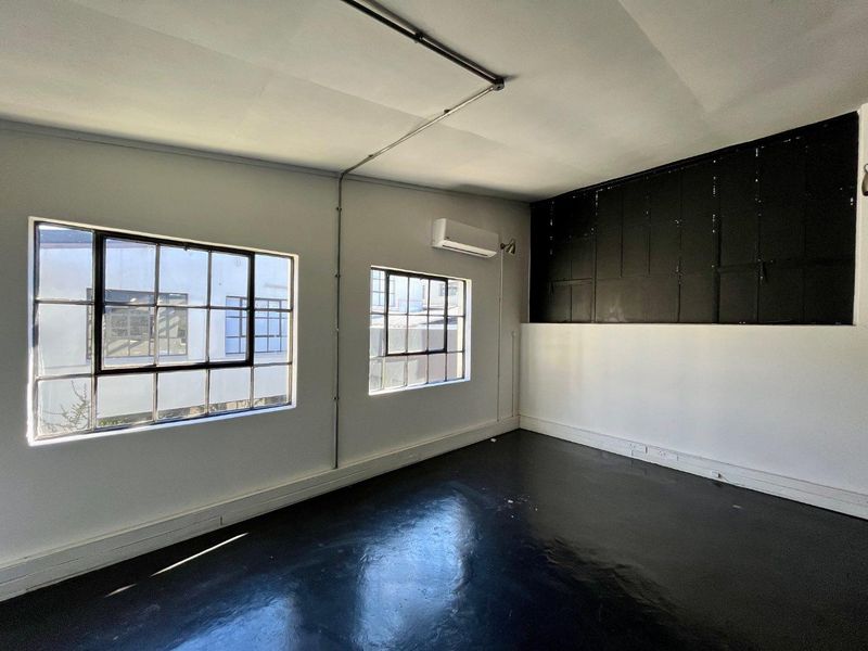 Open-Plan Commercial Space Available for Sale or Rent - Photo 5