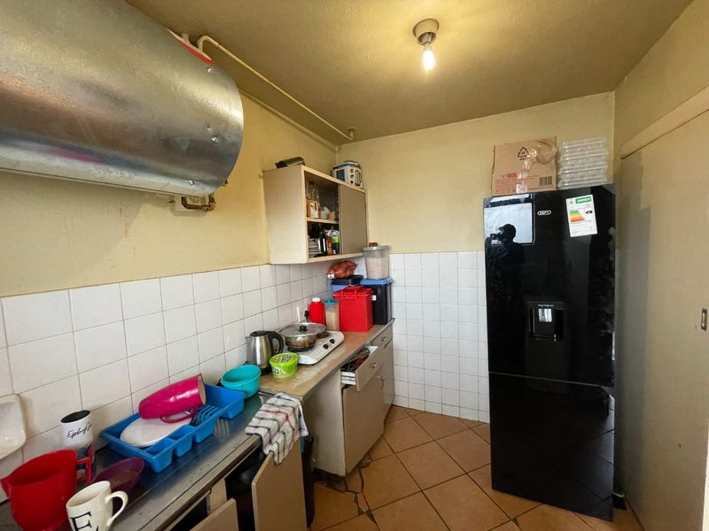 2 Bedroom apartment for sale in Pretoria West - Photo 7