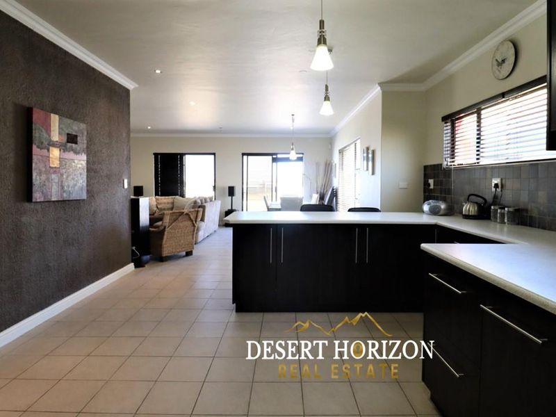 Walvis Bay , Longbeach | Spacious home for sale - Photo 10
