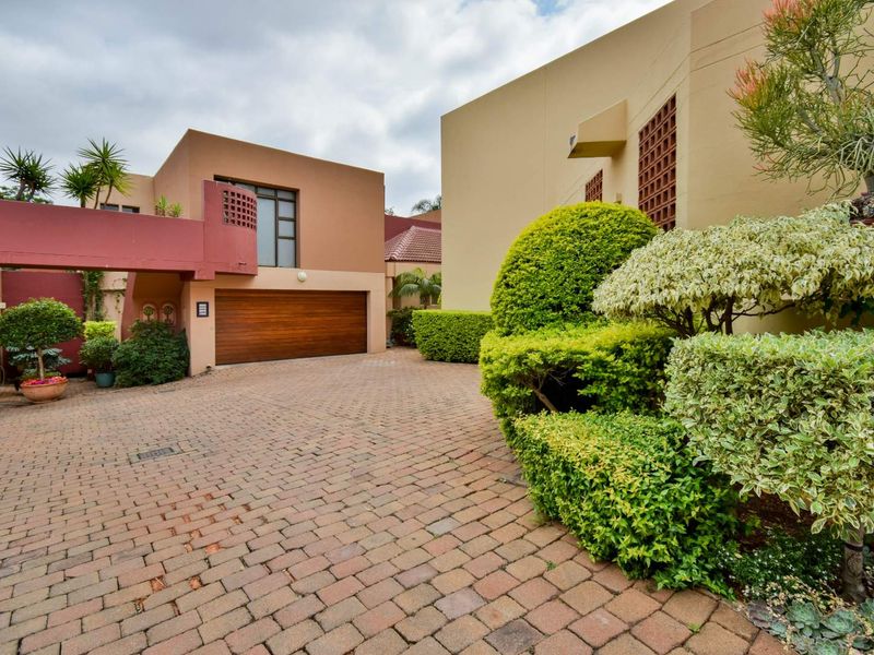 FULL TITLE IN 24/7 SECURE  ESTATE - Photo 3