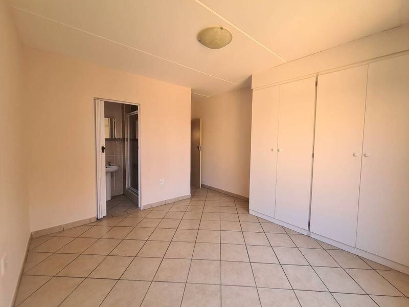 Welcome to Hazeldean – A Load-Shedding Free Area! - Photo 9