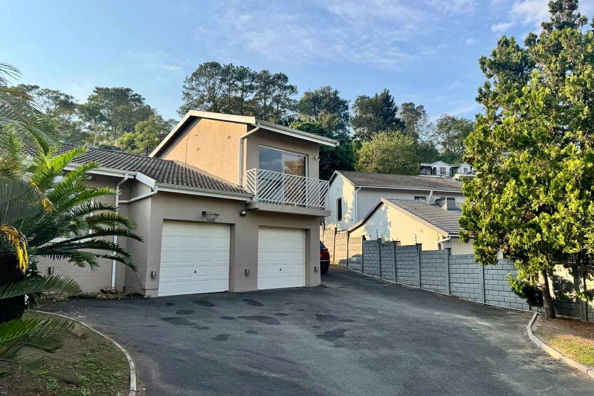 Unique Multi-Dwelling Property with Ultimate Entertainment Appeal - Photo 2