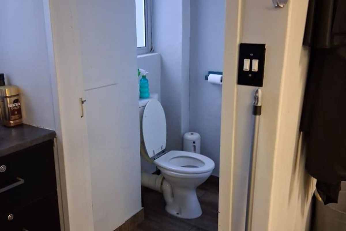 To let Maerua mall - Commercial unit - Photo 3